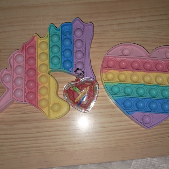 Toy bundle - Picture 2 of 4